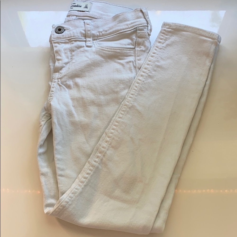 Kids Abercrombie and Fitch white jeans